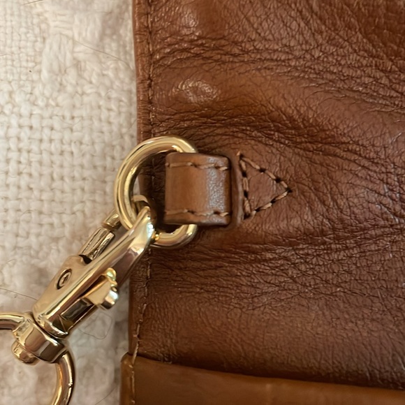 Tory Burch Suki Reva Clutch in Toffee Brown Leather, Excellent, Almost New! - Picture 10 of 11